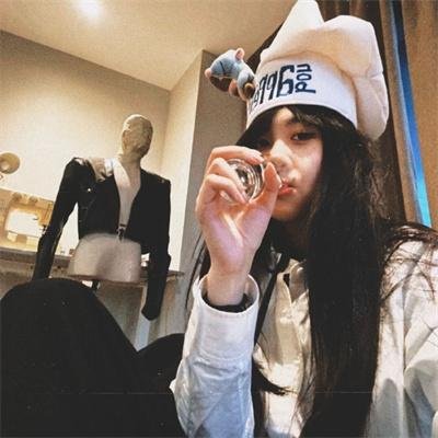 黄桷树下的孩子们